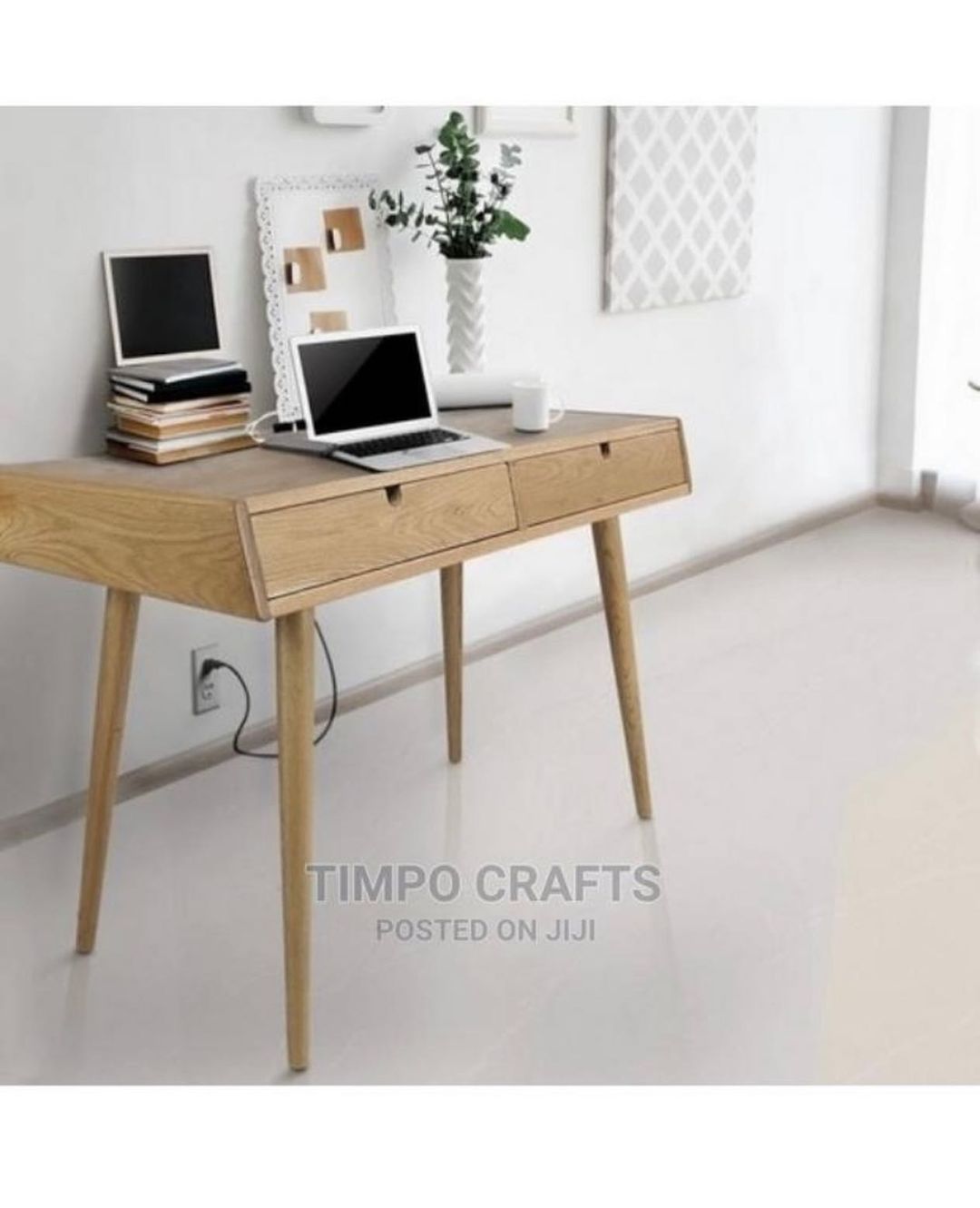 CRIK WRITING DESK